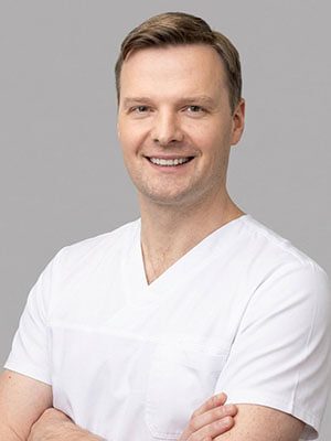 Dr. Robertas Kirlys
